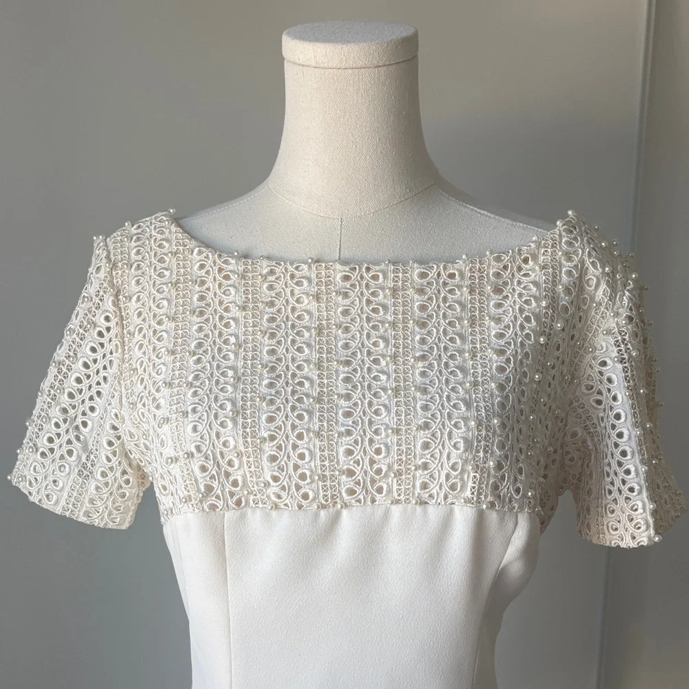 Elegant White Lace Dress - Picture 4 of 5
